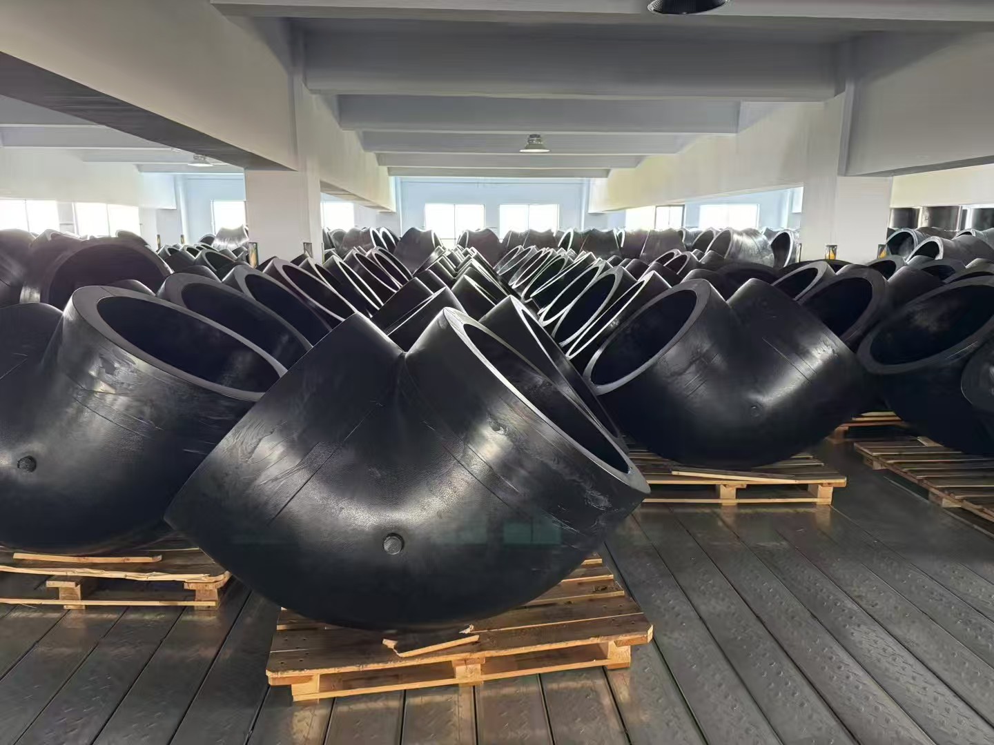 Large-Diameter PE Fittings